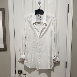 UNTUCKit White Casual Button Down Shirt